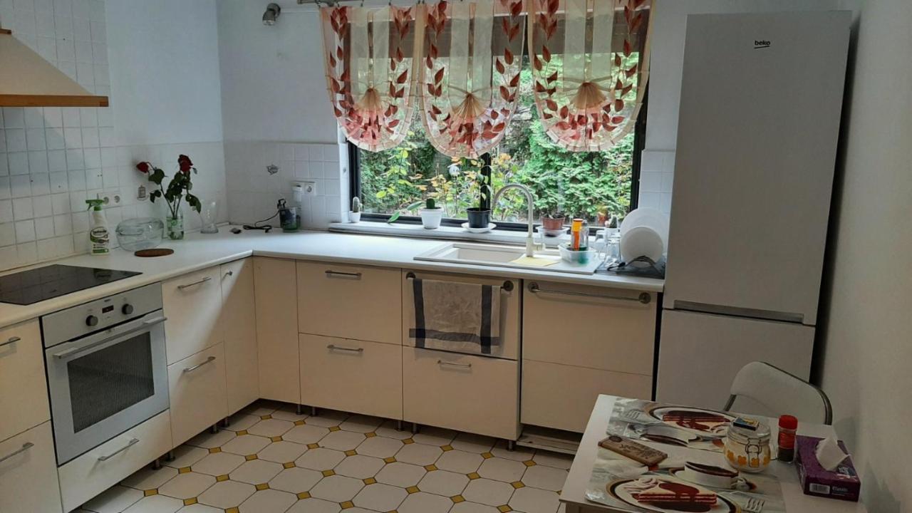 Ochota Forest Guest House Warszawa Eksteriør bilde