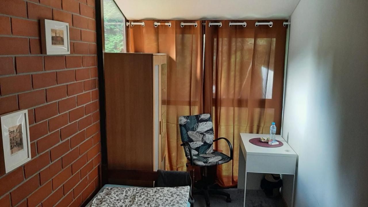 Ochota Forest Guest House Warszawa Eksteriør bilde
