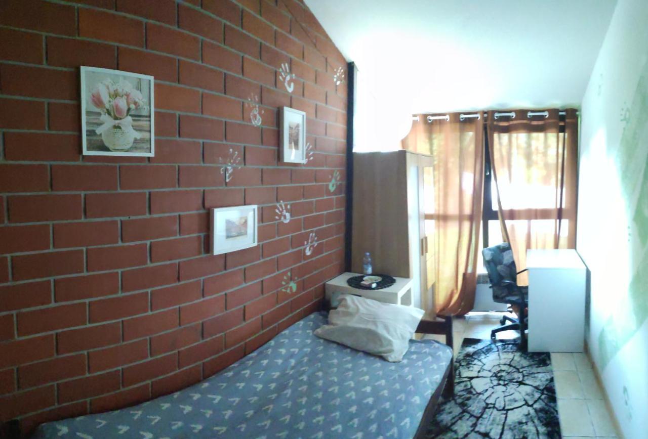Ochota Forest Guest House Warszawa Eksteriør bilde