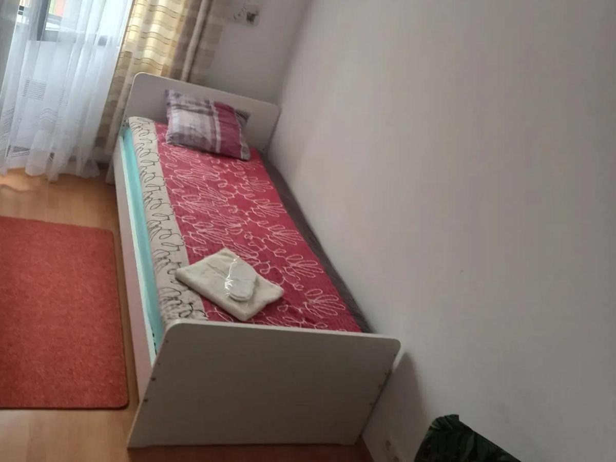 Ochota Forest Guest House Warszawa Eksteriør bilde