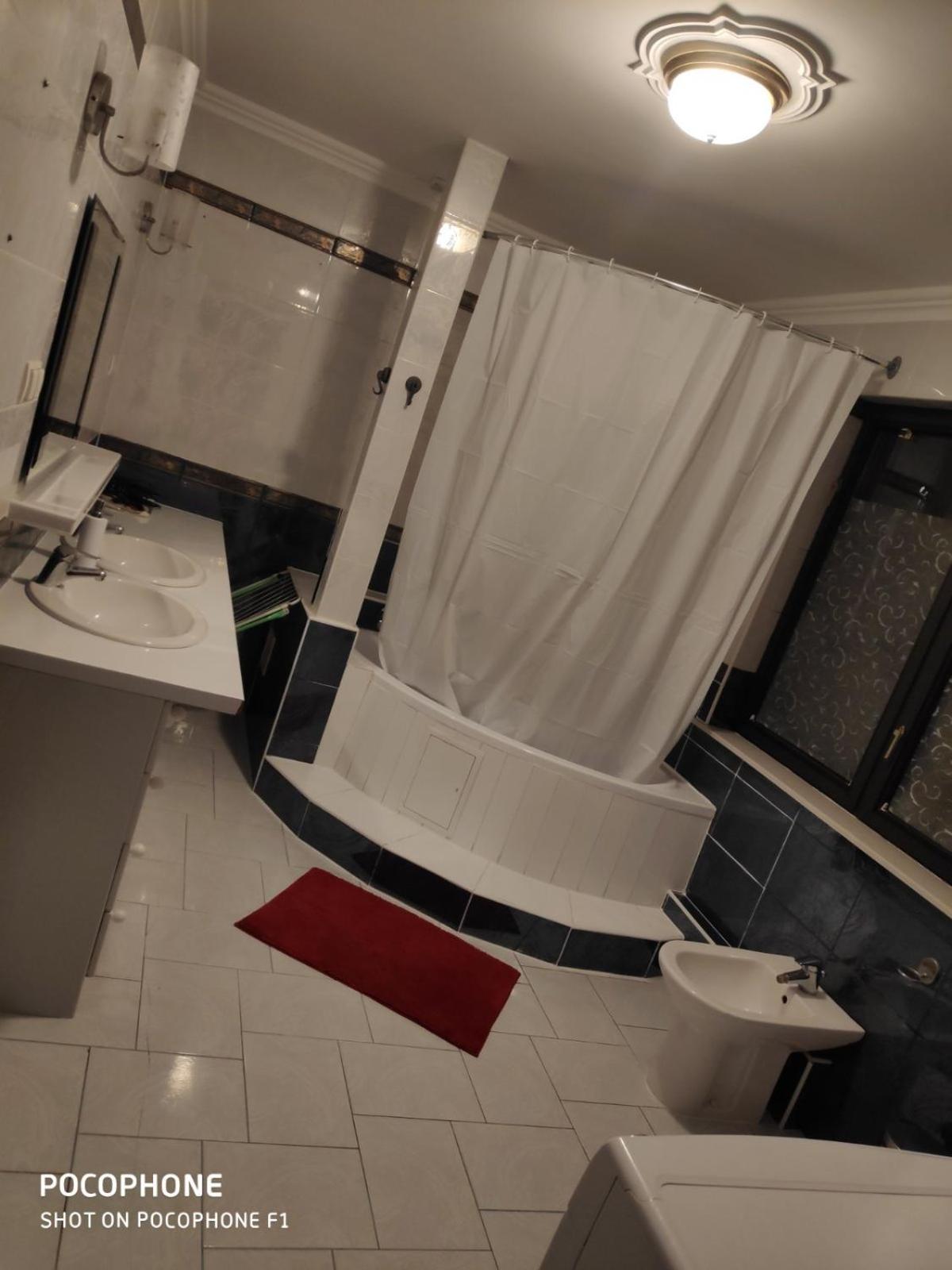 Ochota Forest Guest House Warszawa Rom bilde